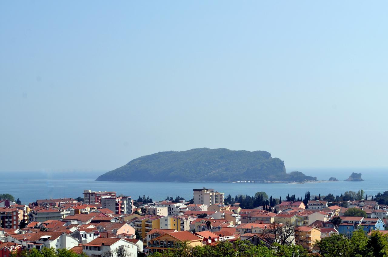 Chill And Go Aparthotel Budva Exterior photo