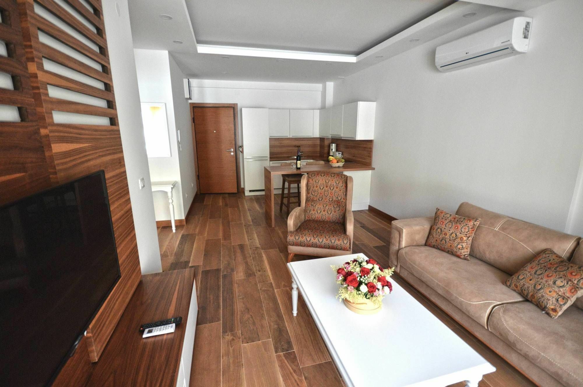 Chill And Go Aparthotel Budva Exterior photo